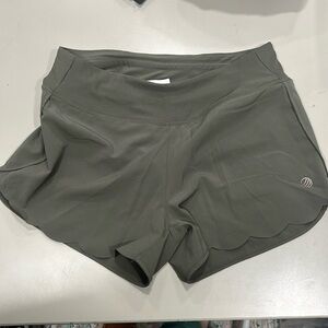 MPG womens Shorts- scallop hem Dark Olive Lined w/same color. Size S NWOT